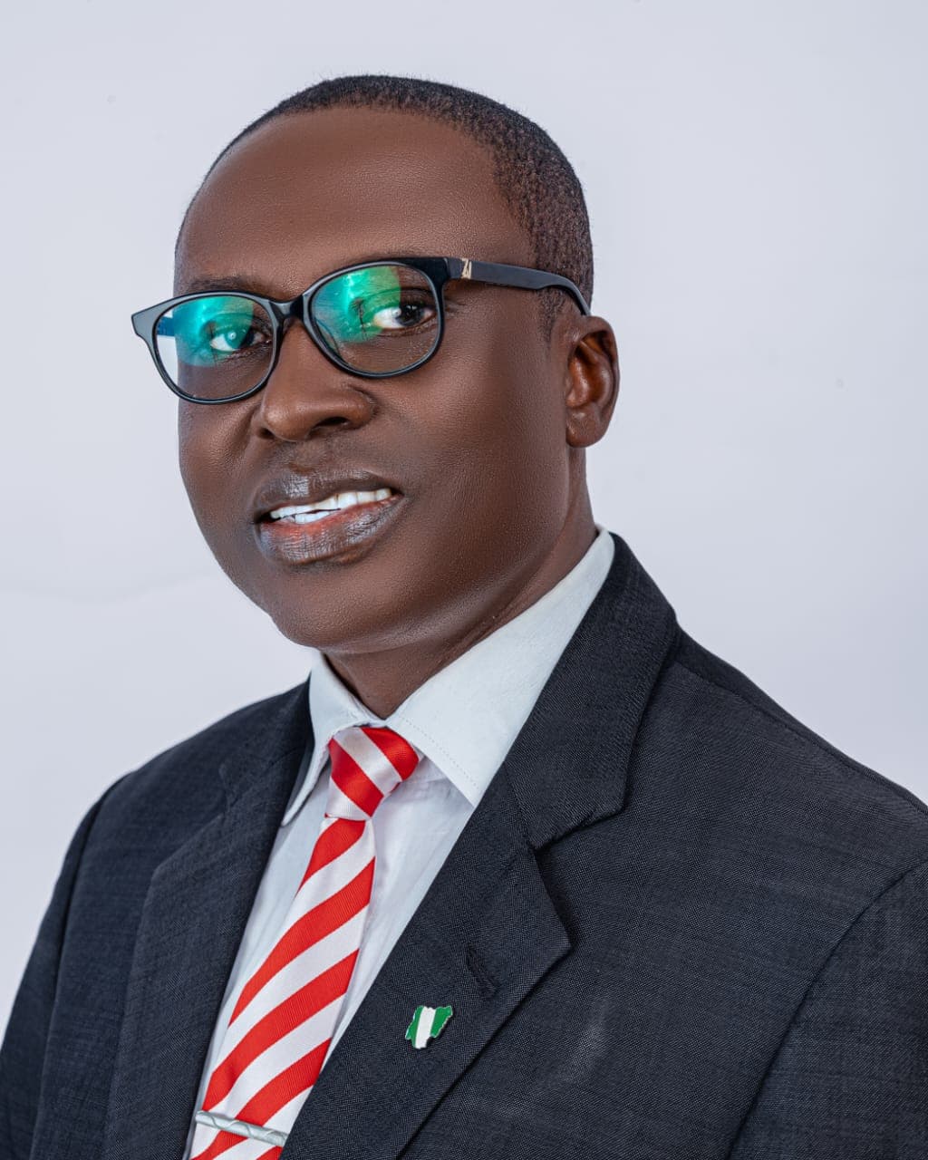 Sir Francis Shinku Akie KSM